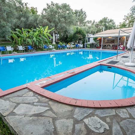 Camping & Rooms Kariotes Ligia Exterior foto
