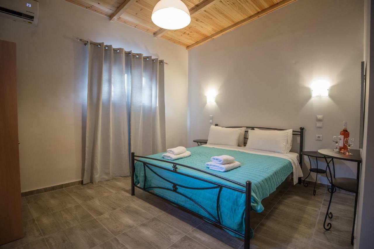 Camping & Rooms Kariotes Ligia Exterior foto