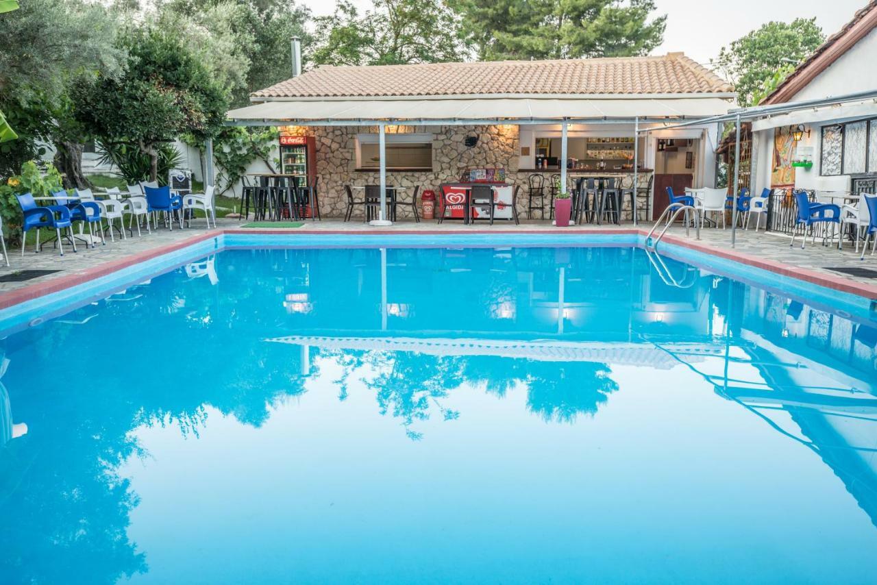 Camping & Rooms Kariotes Ligia Exterior foto